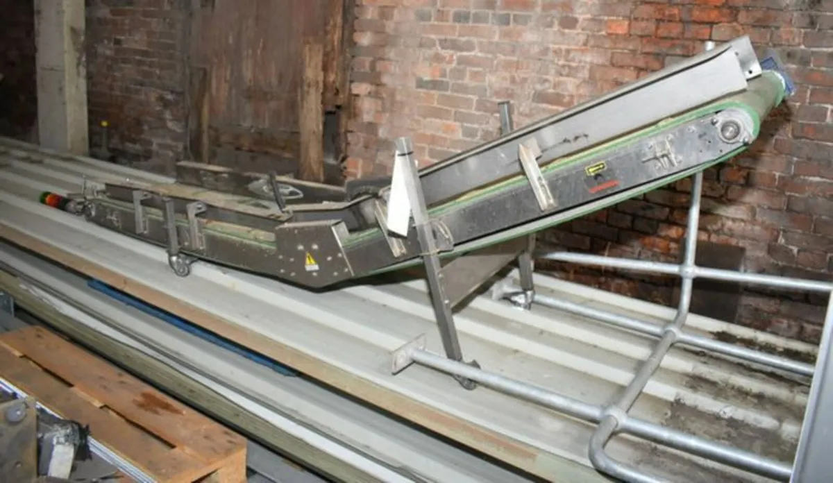Cidiesse Mobile Part Inclined Belt Conveyor, 420mm
