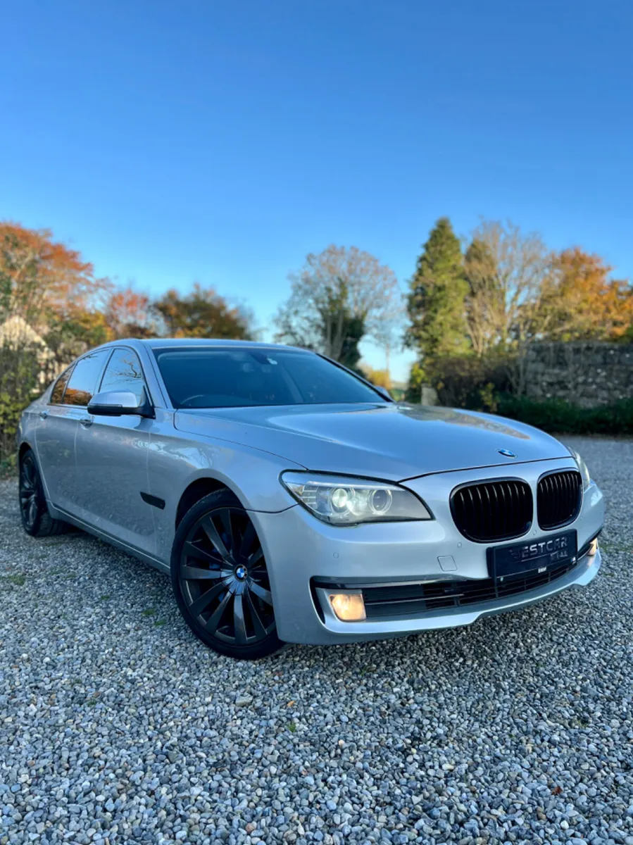 BMW 730d Luxury Auto 2014 - Image 1