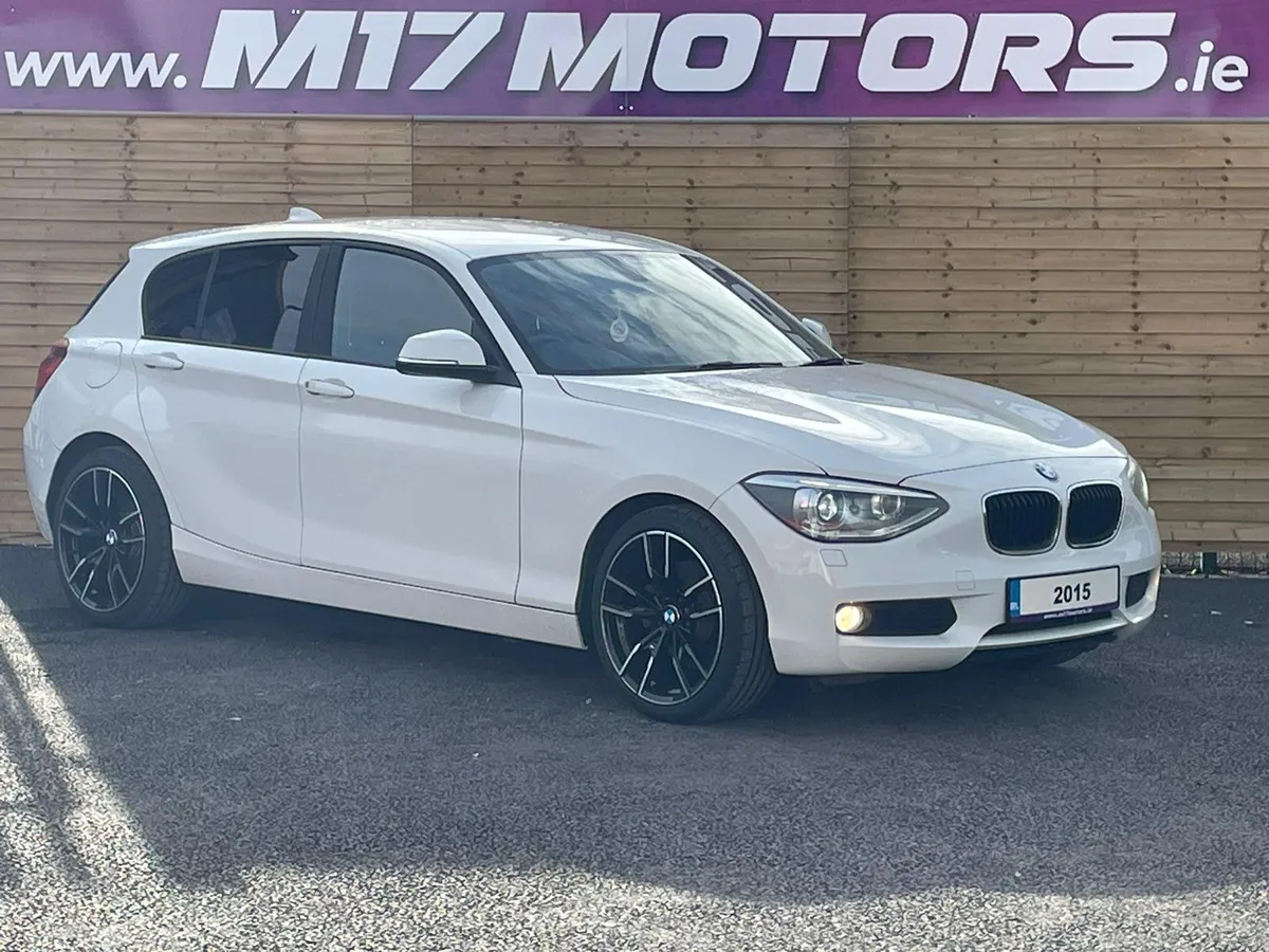 BMW 116i AUTO LOW KMS - Image 2