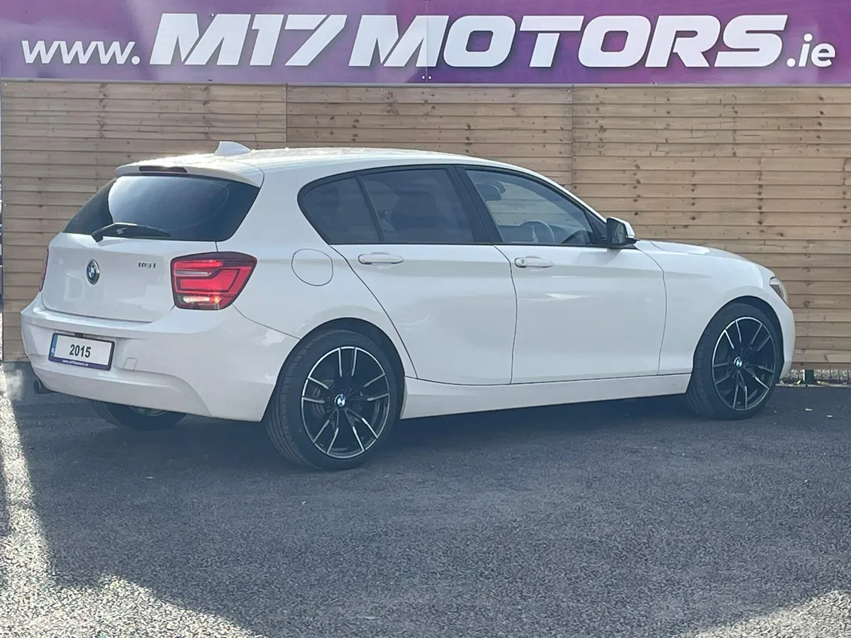 BMW 116i AUTO LOW KMS - Image 3