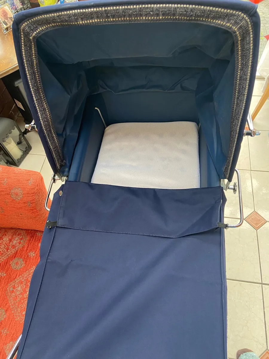Pram Pedigree - Image 4