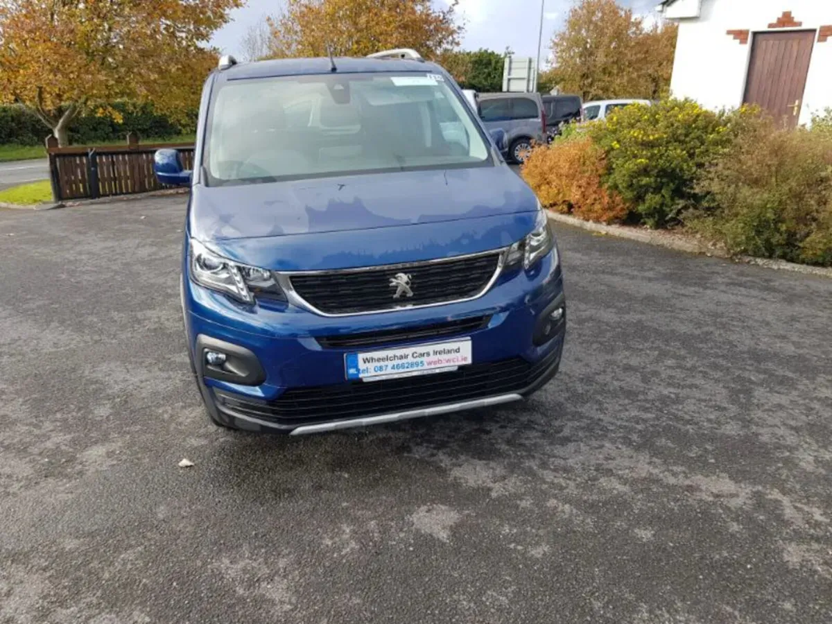 Wheelchair Accessible Peugeot Rifter Horizon - Image 3