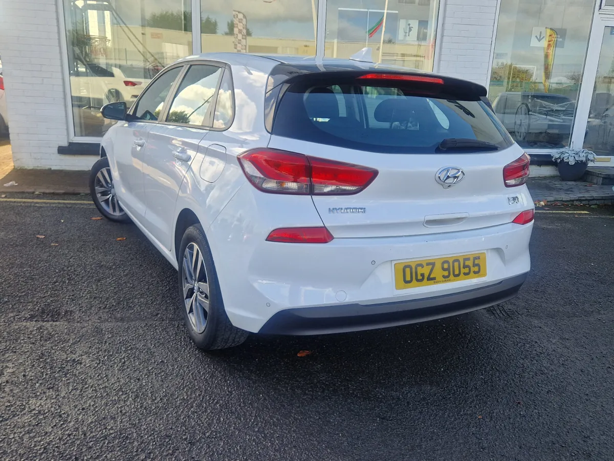 Hyundai i30 2019 - Image 2