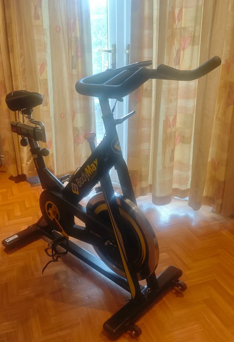 Indoor bicycle - Image 1