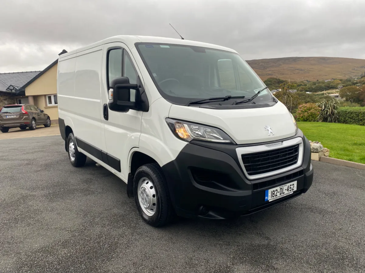 Peugeot Boxer LOW MILEAGE - Image 2