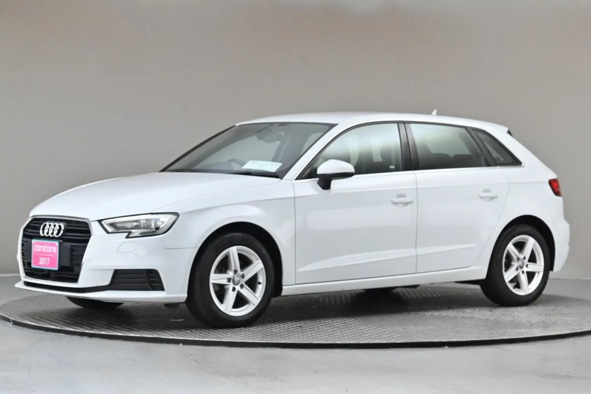 Audi A3 1.4 Tfsi S-tronic 5DR  digital Dash rever - Image 4