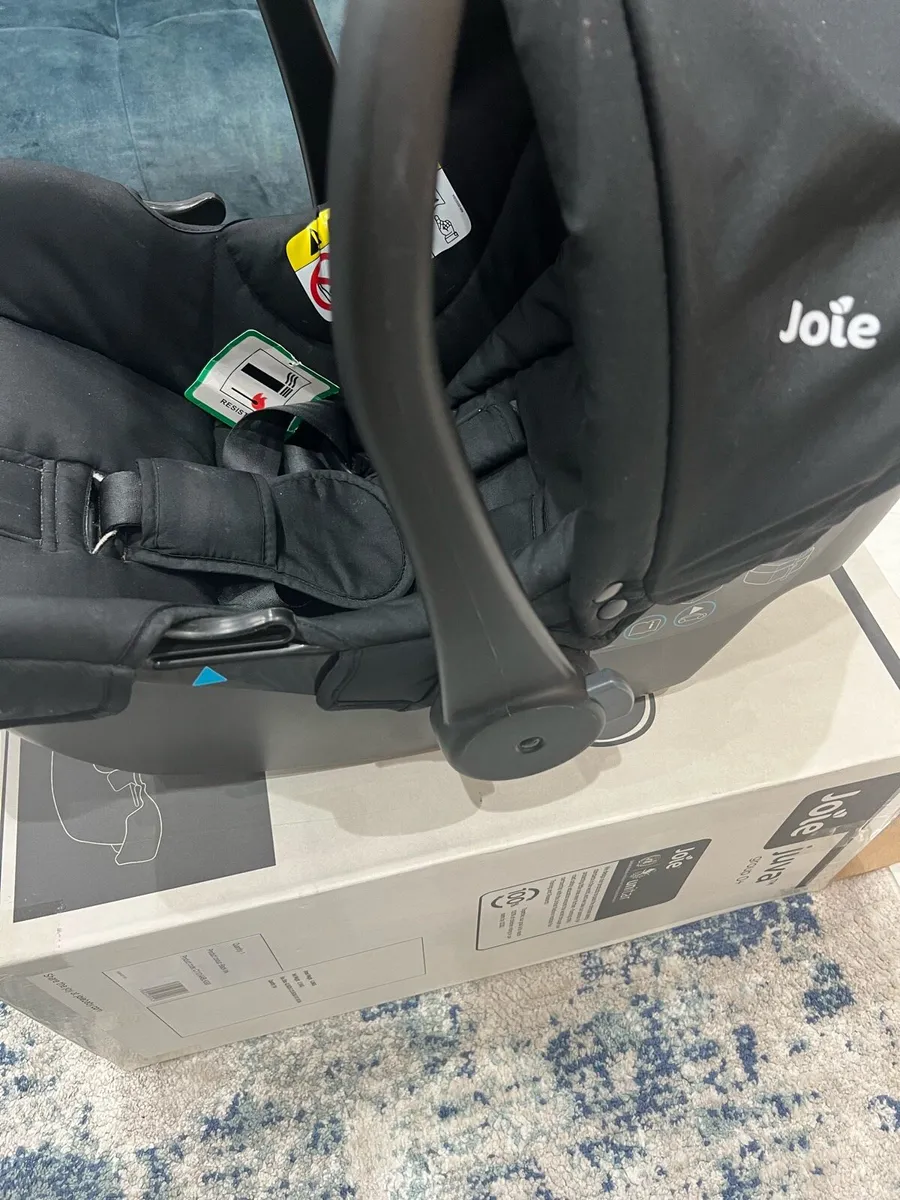 Baby car seat for sale in Co. Cork for €40 on DoneDeal