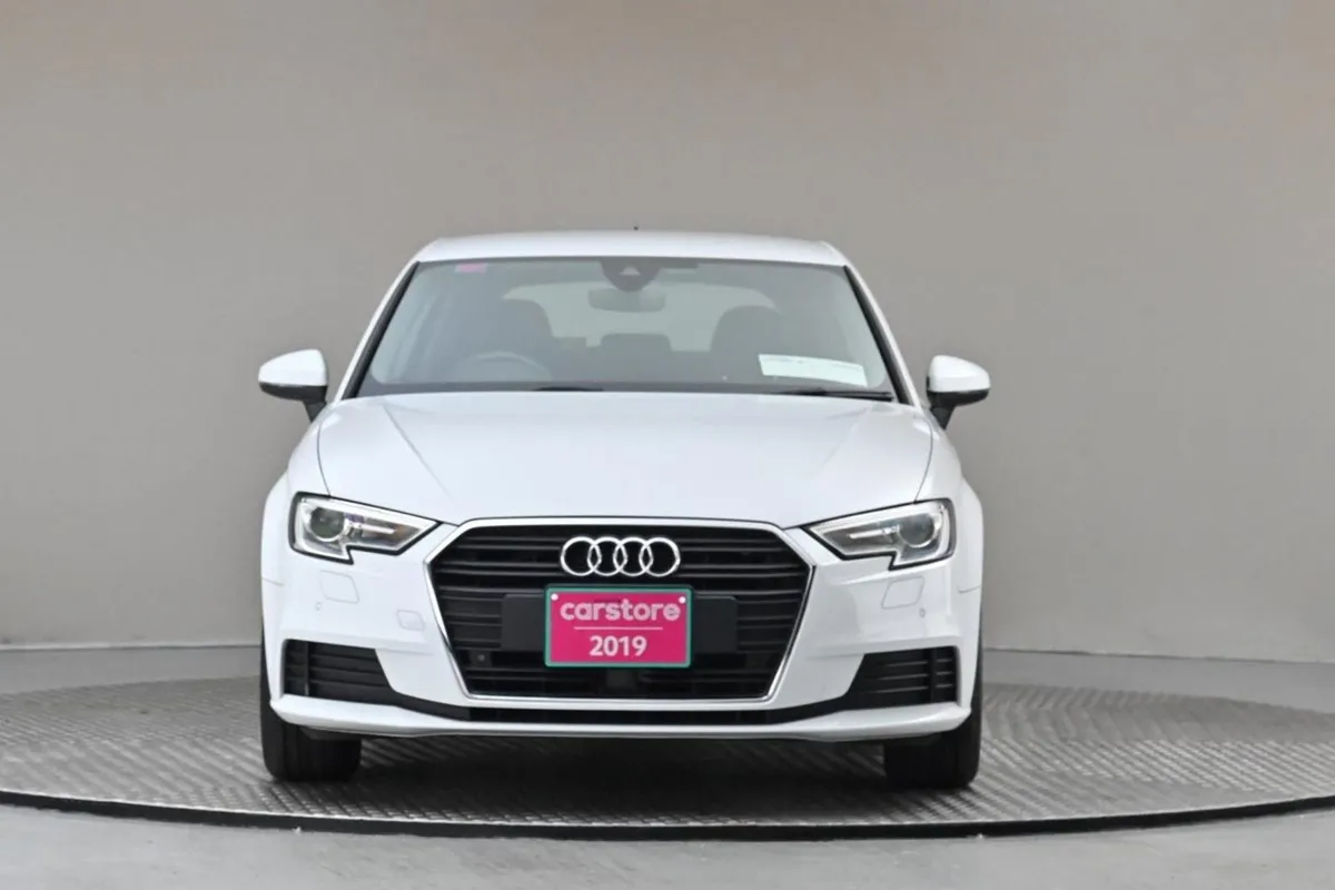 Audi A3 1.4 Tfsi S-tronic 5DR  digital Dash rever - Image 2