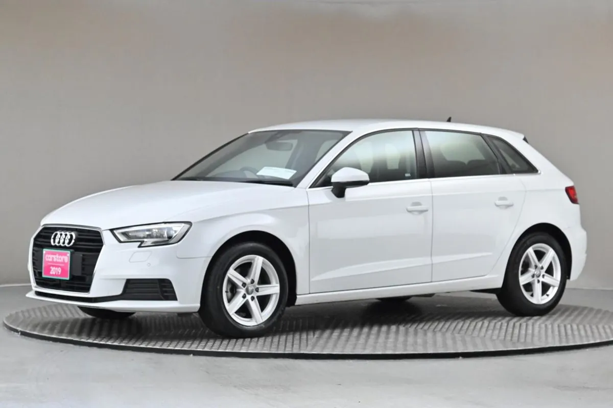 Audi A3 1.4 Tfsi S-tronic 5DR  digital Dash rever - Image 4