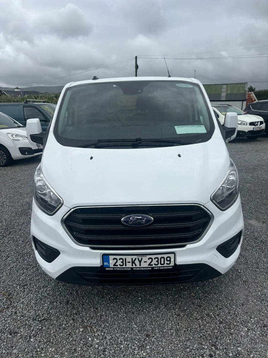 FORD TRANSIT CUSTOM LIMITED 2023 - Image 2