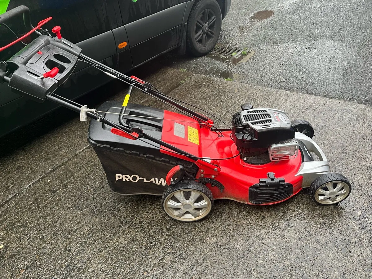 Used Push 22” Pro Lawn Briggs&Stratton 675exi - Image 3