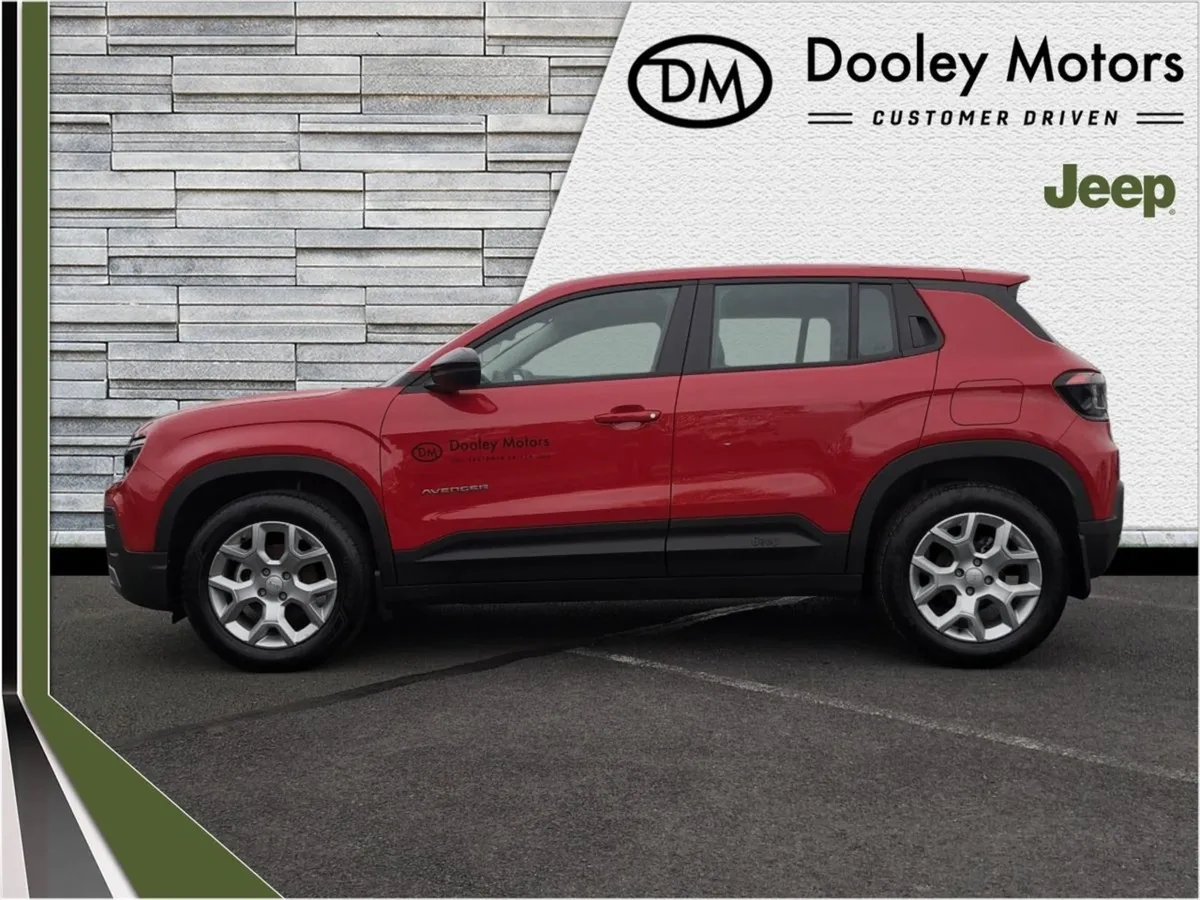 Jeep Avenger 1.2 Petrol Altitude - Image 4