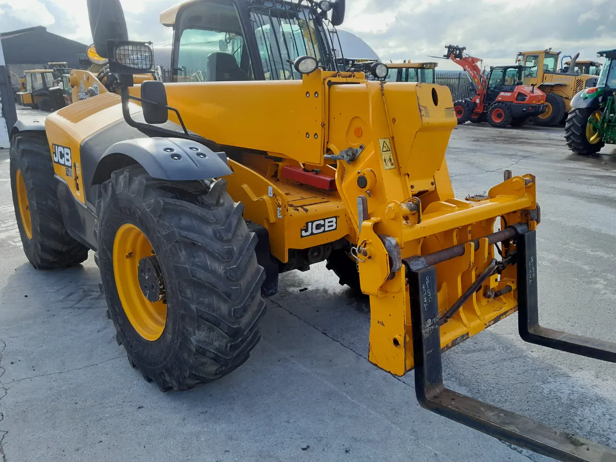 JCB 560-80 2018 (17876) - Image 2