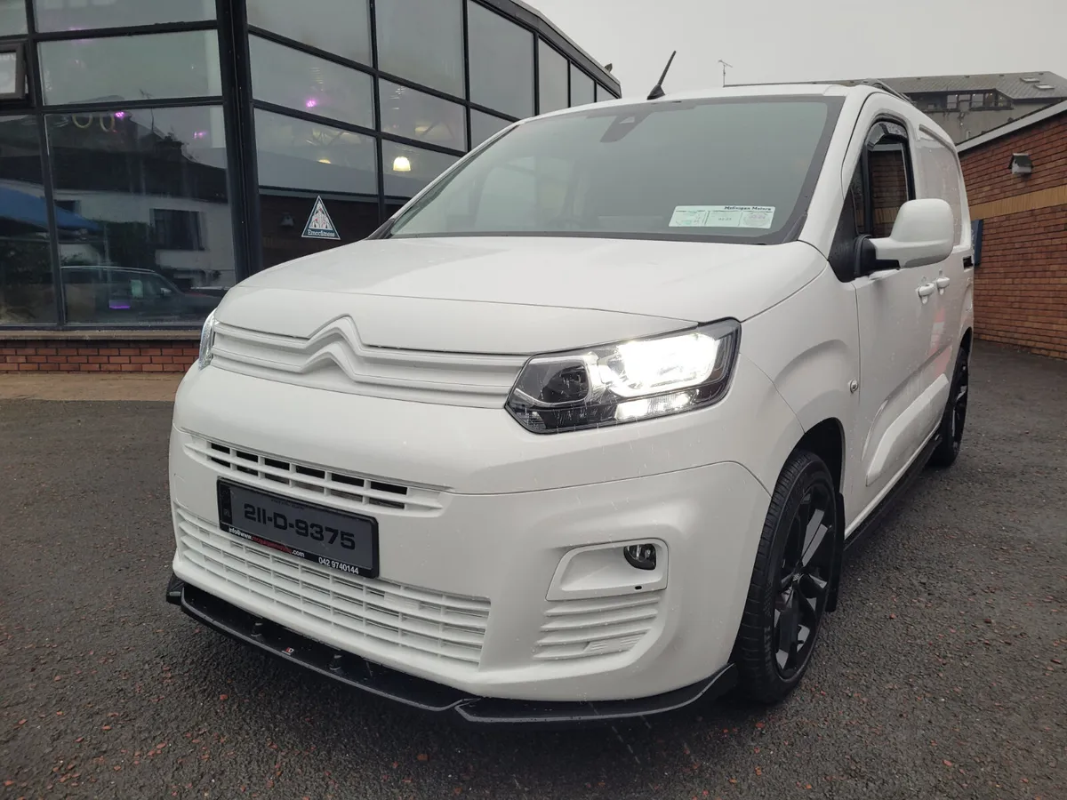 **RESERVED**Citroen Berlingo 2021 1.5HDi BLUE - Image 2