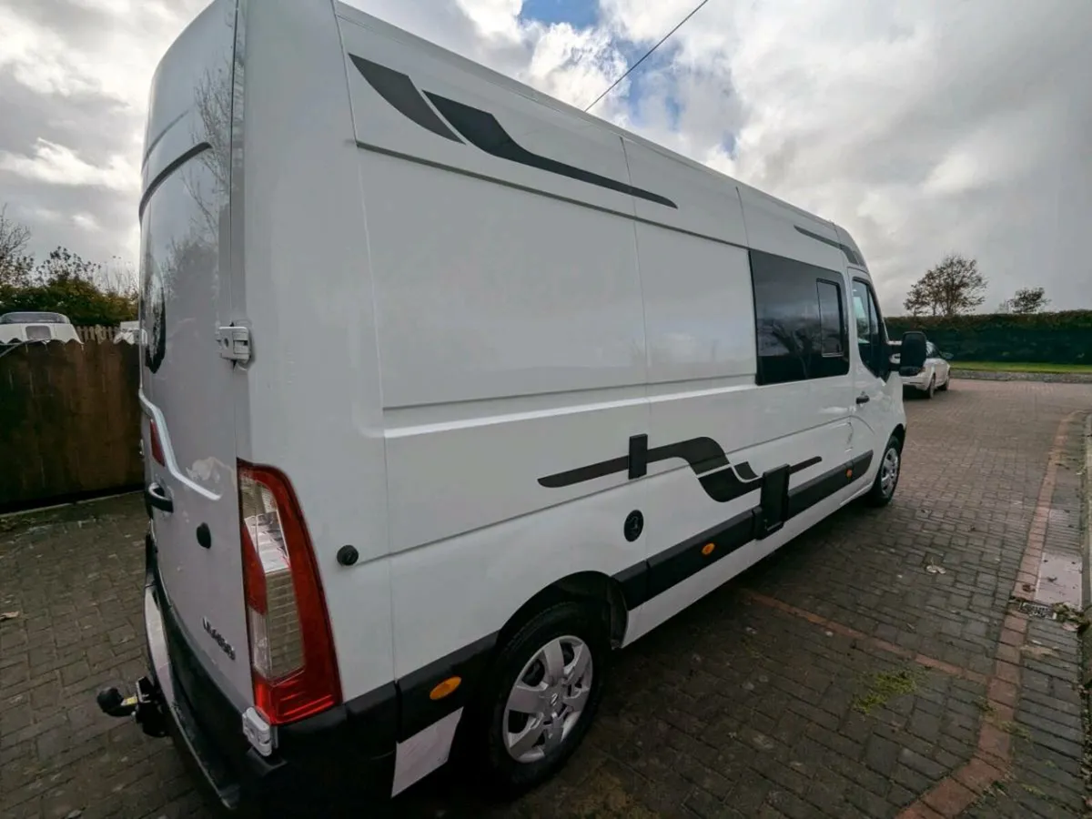 Campervan - Image 4