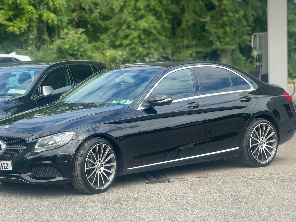 Mecedes c class night edition - Image 3