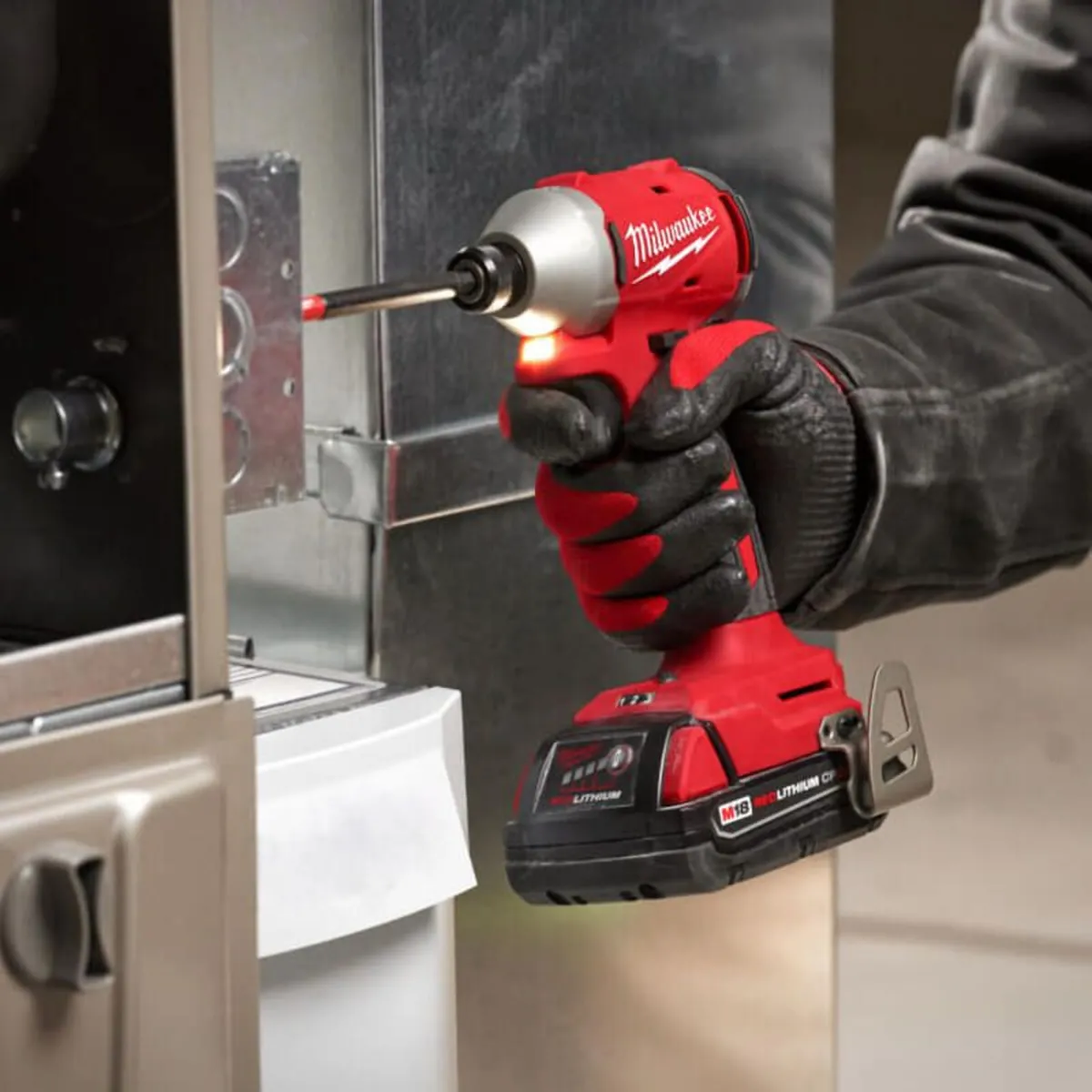 Milwaukee M18  Impact Driver - Image 4