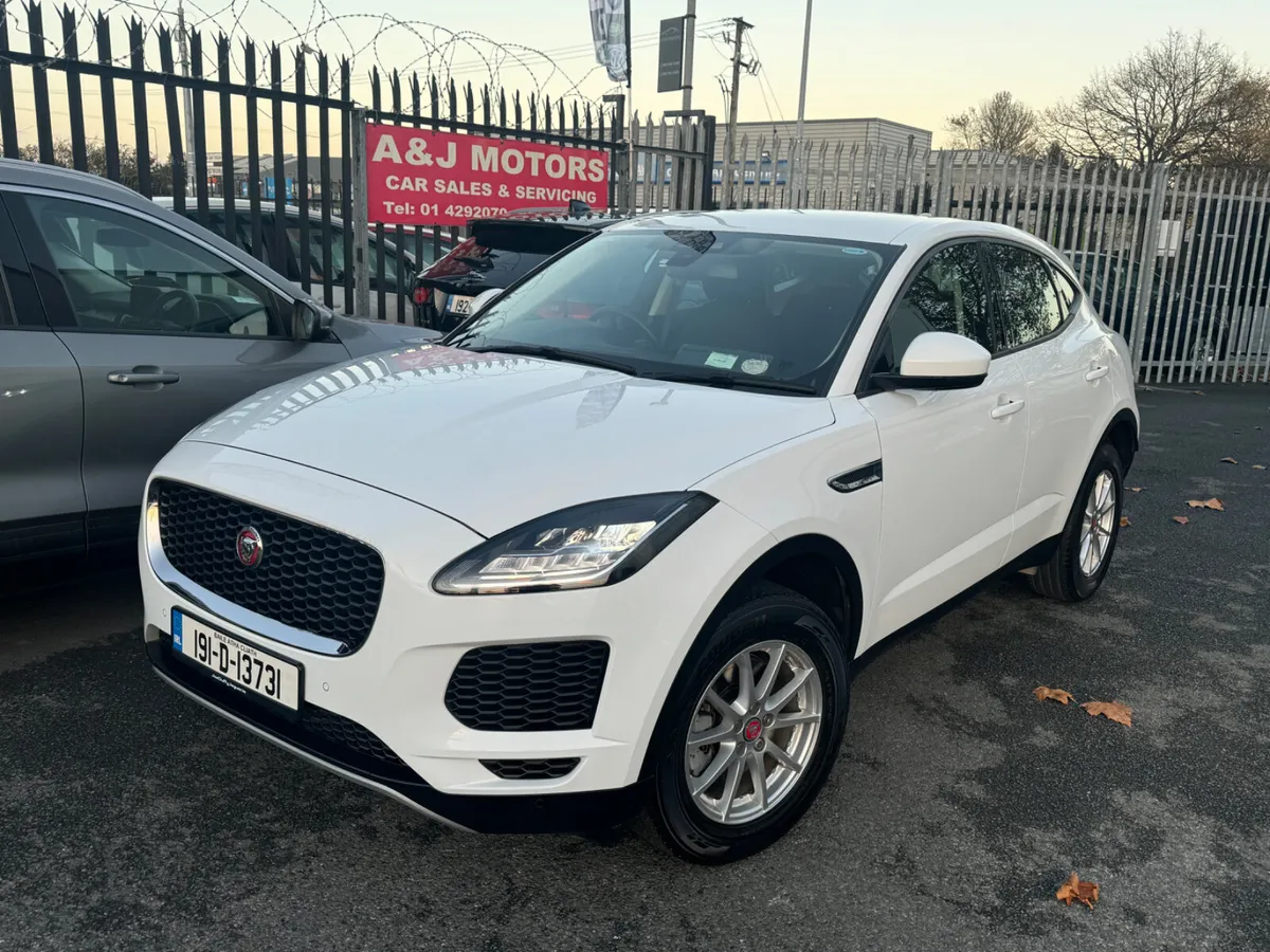 19 Jaguar E-Pace 2.0 Diesel - Image 1