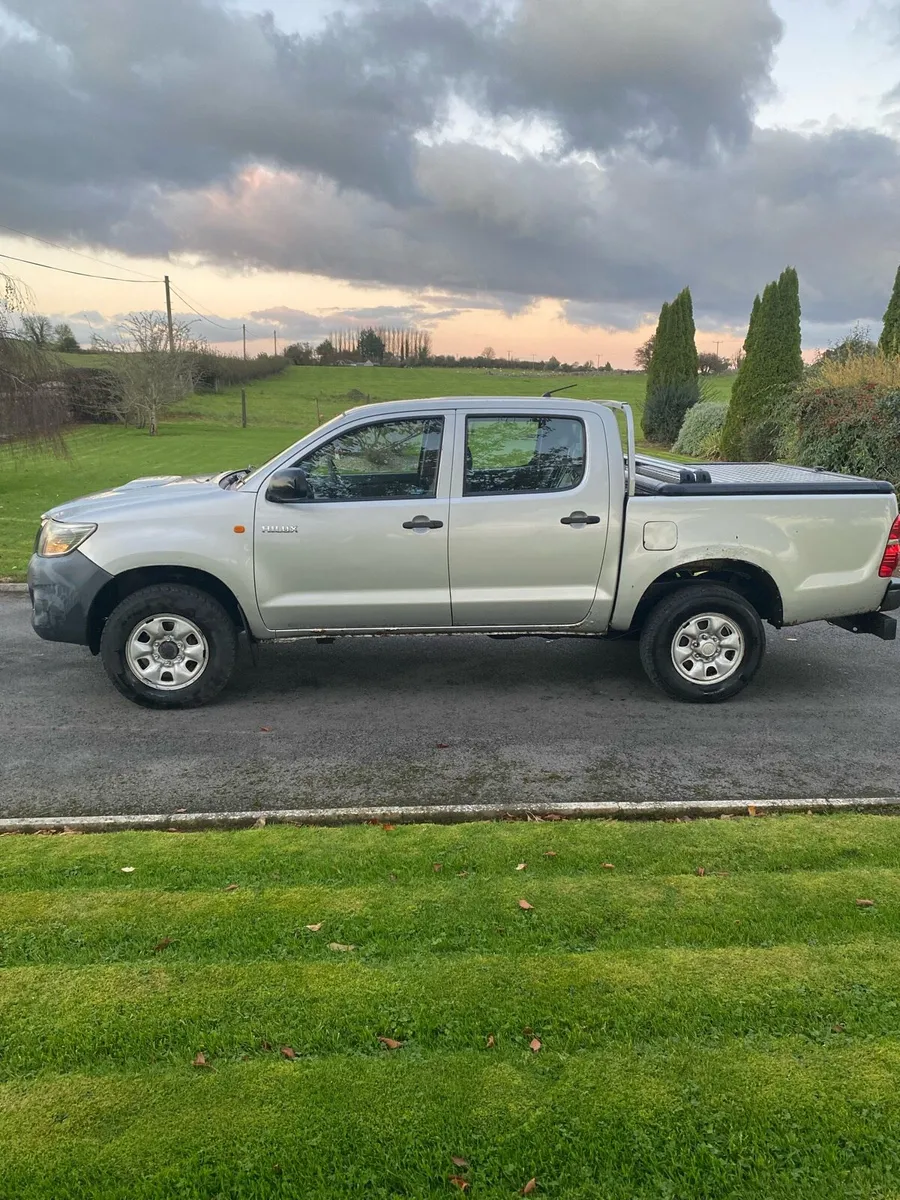 Toyota Hilux for sale in Co. Westmeath for €8,000 on DoneDeal
