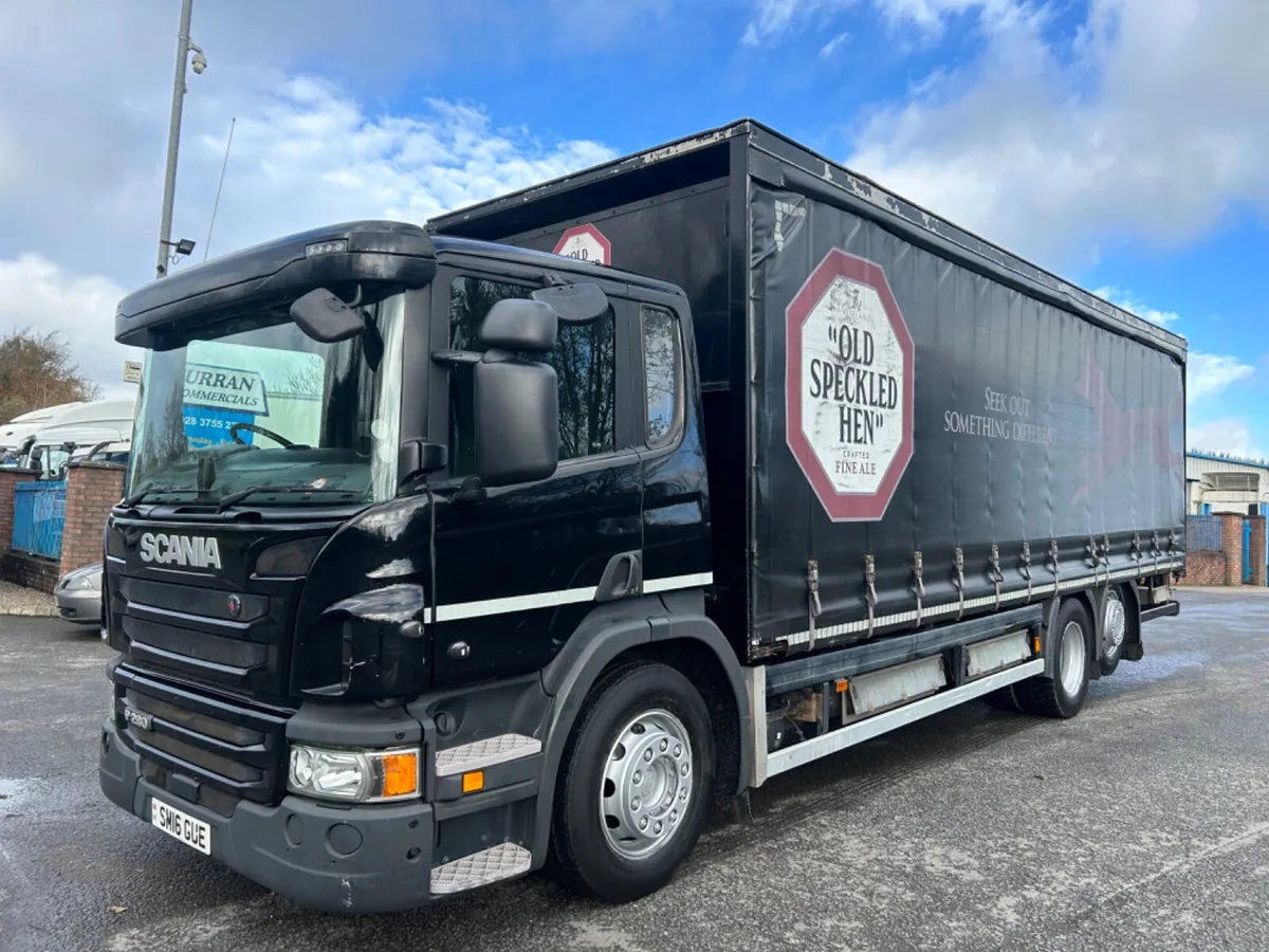 2016 Scania p280 6x2 Curtainsider - Image 1