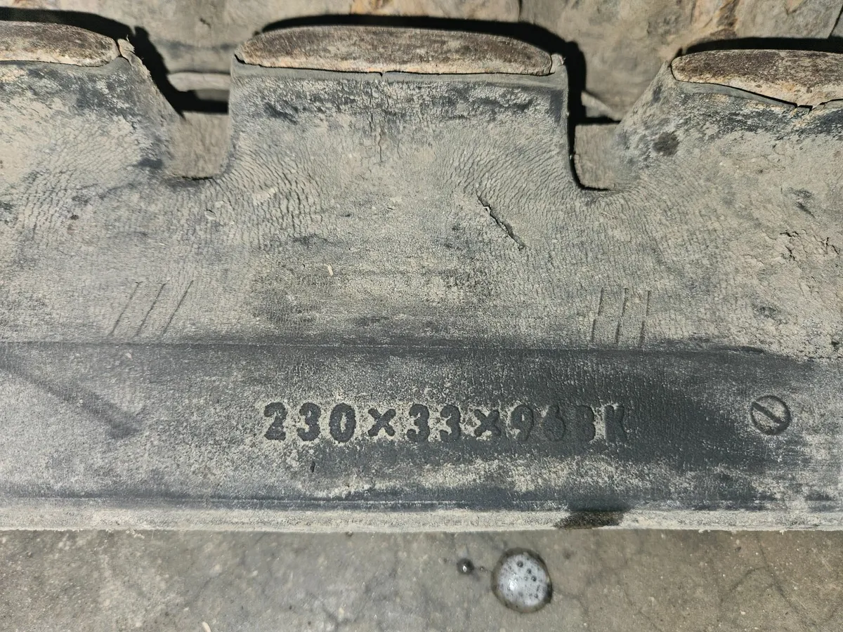 Rubber tracks for hitachi - Image 3