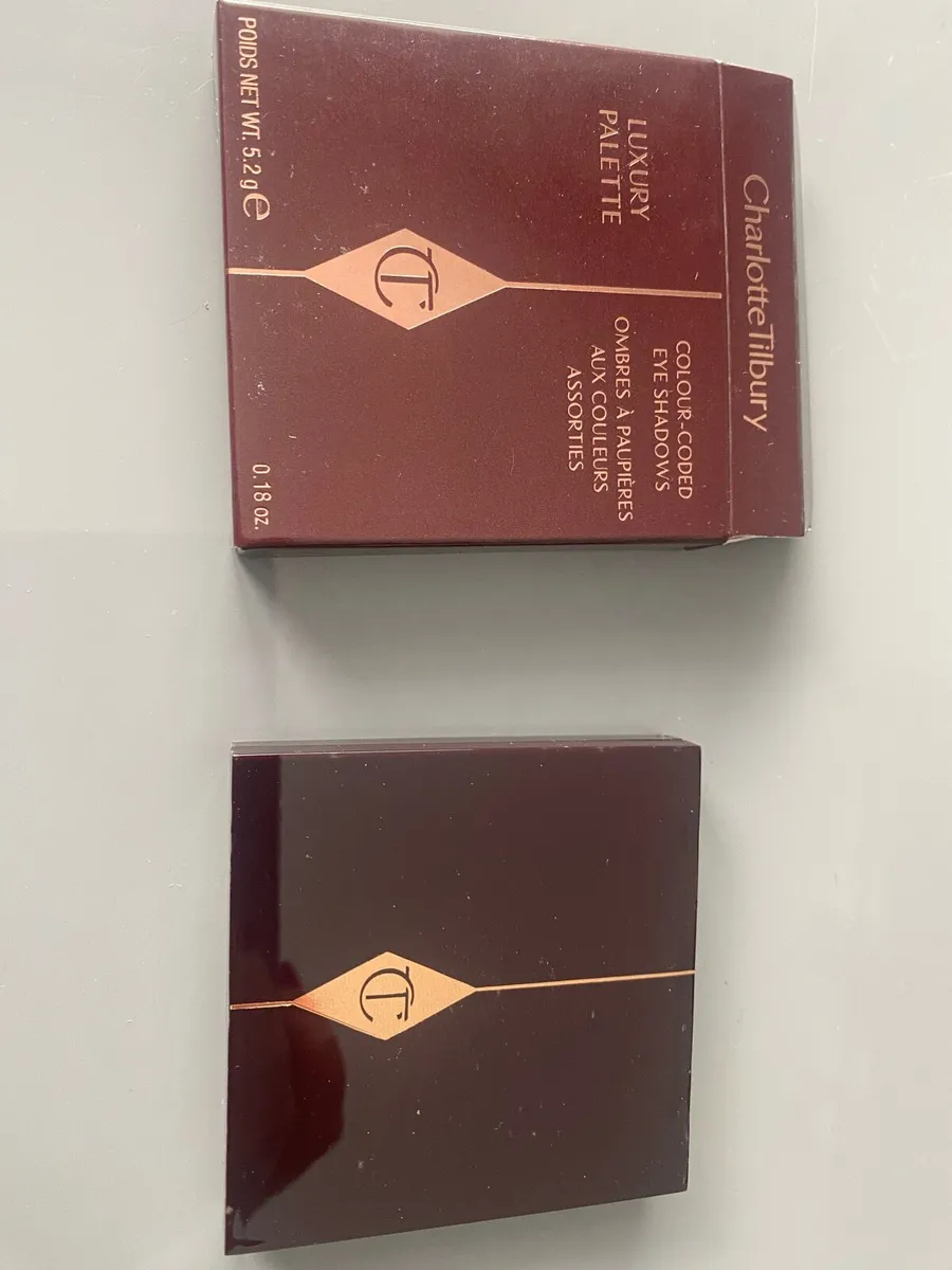 Charlotte tilbury eyeshadow palette - Image 1