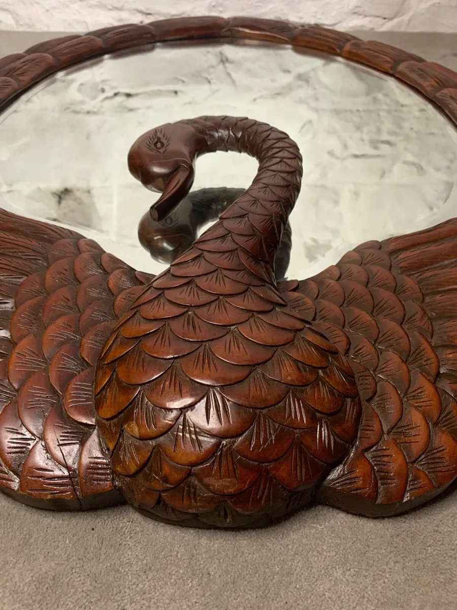 Fabulous hand carved swan framed mirror. - Image 3