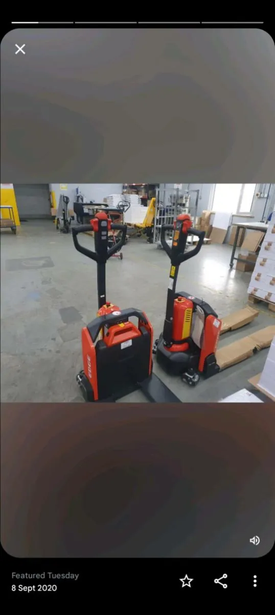 Electric pallet stacker 3.6m 1500kg lift capacity - Image 3