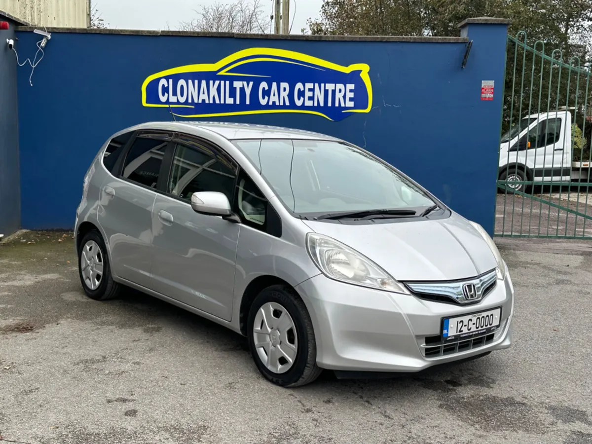 Honda Fit Hybrid 1.3 Petrol Automatic - Image 3