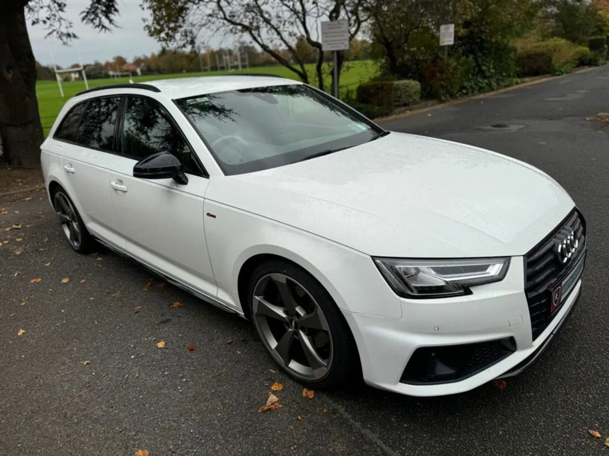 Audi A4 Sline 2.0 Tfsi Black ED Avant - Image 4