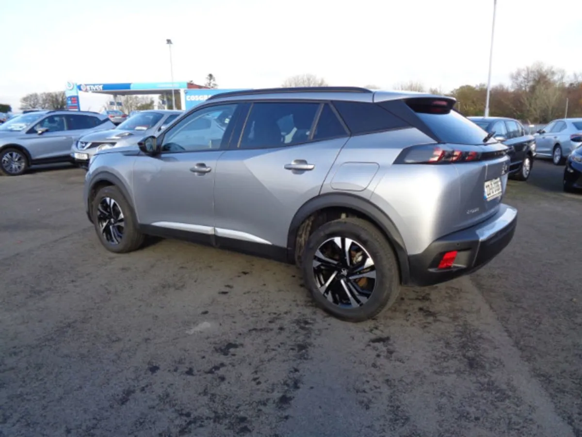 Peugeot 2008 Allure 1.2 Petrol 5 Dr Suv - Image 4