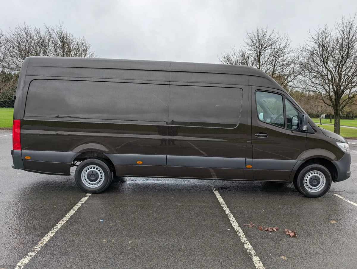 Mercedes-Benz Sprinter 2021 - Image 3