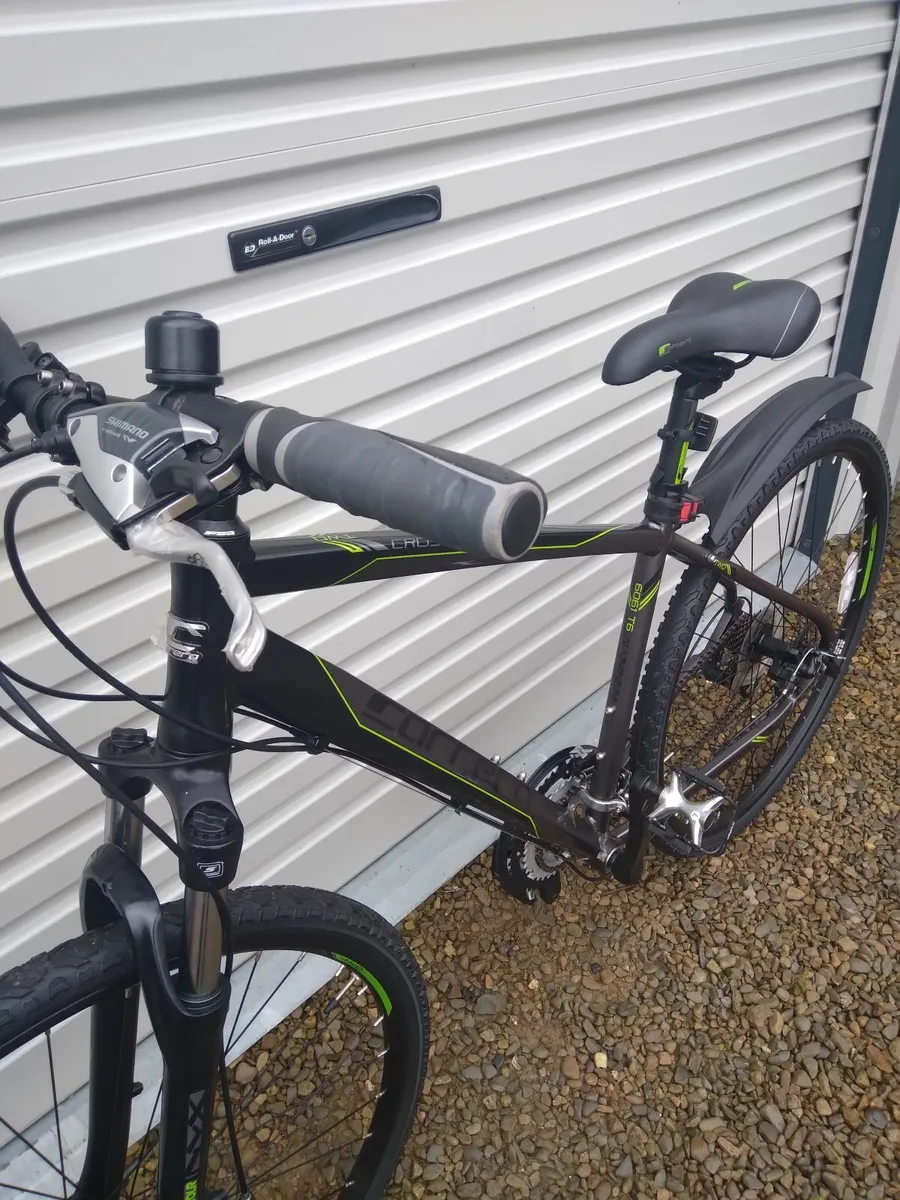 Mens hybrid Bike New never used for sale in Co. Limerick for 250 on DoneDeal