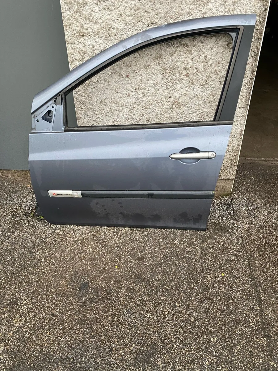 Renault Clio for breaking - Image 4