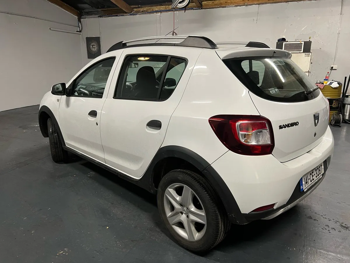 Dacia sandero petrol 2014 - Image 4