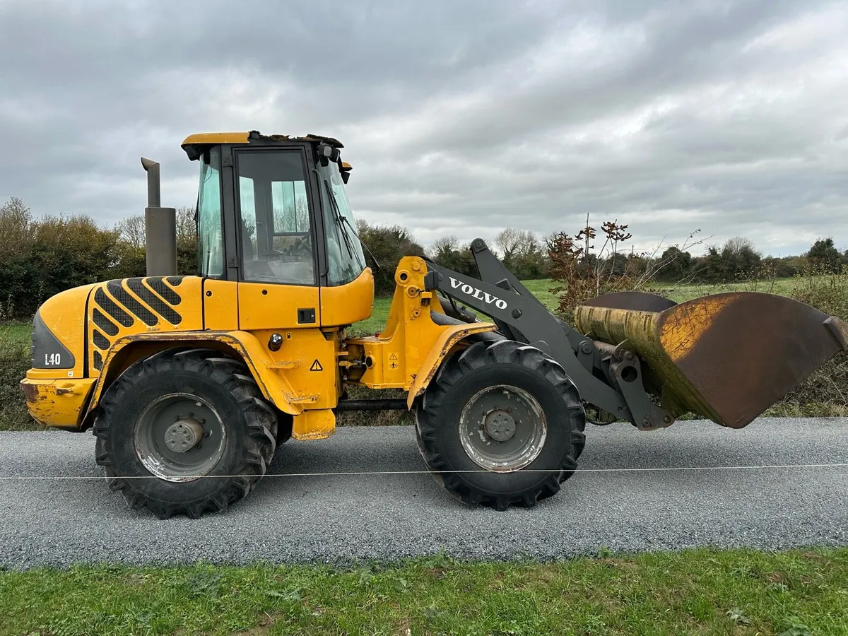 2000 VOLVO L40 LOADER **NO VAT** - Image 1