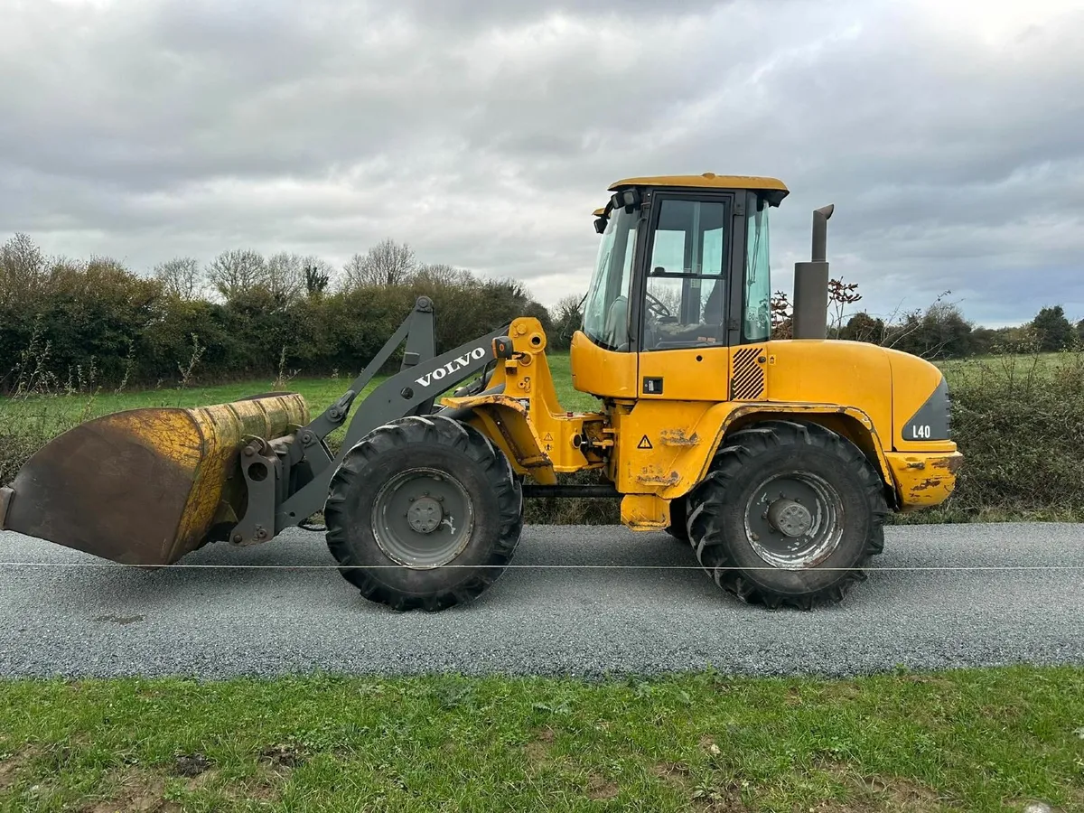 2000 VOLVO L40 LOADER **NO VAT** - Image 1