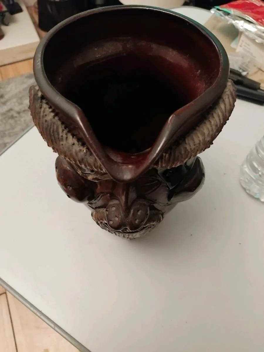 Pottery jug - Image 3