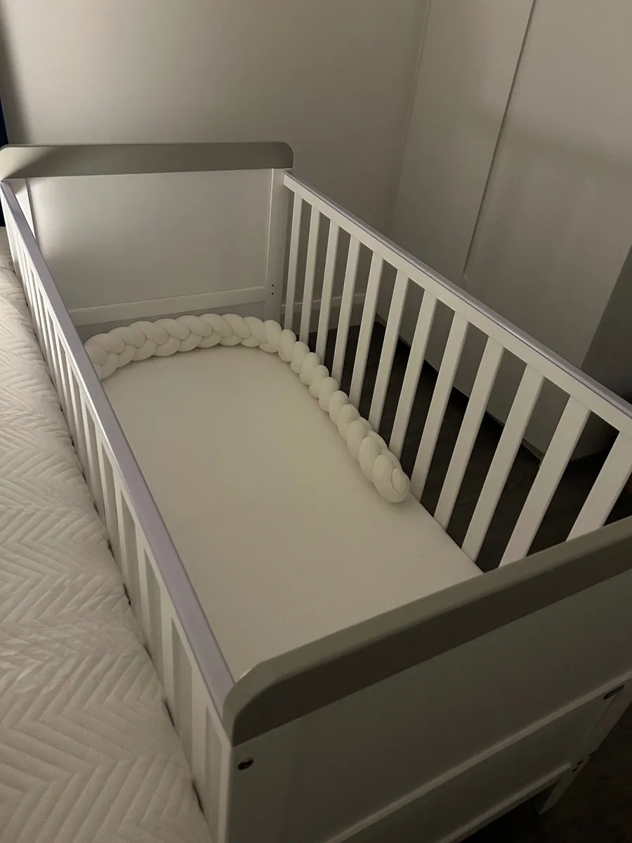 Baby furniture - Image 1