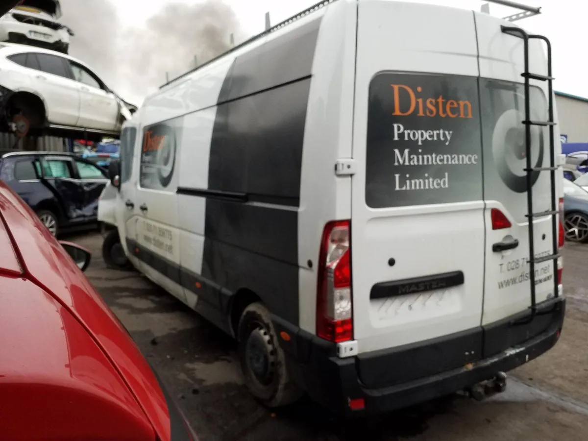 2022 RENAULT MASTER BREAKING FOR PARTS - Image 4