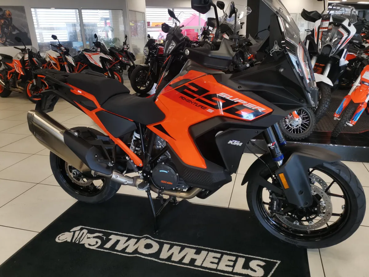 KTM 1290 ADVENTURE S**Ex Demo**with Tech Pack - Image 2