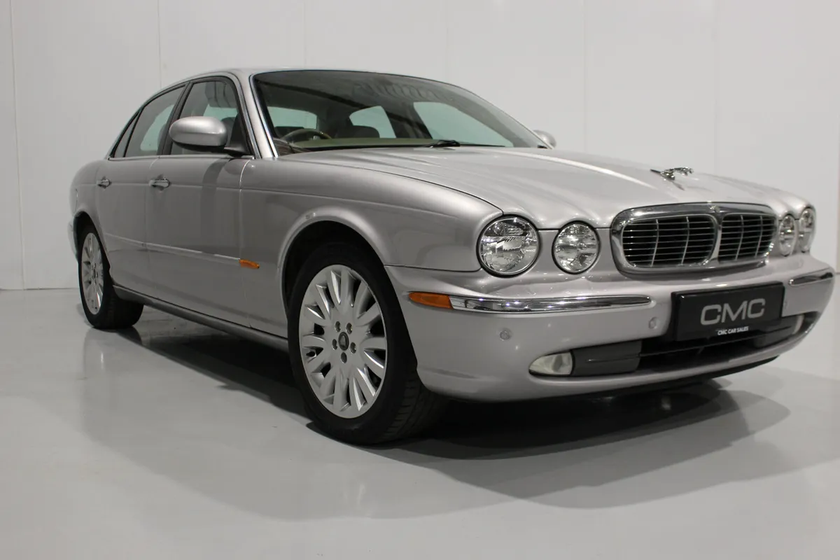 Jaguar XJ 2003 XJ8 4.2 - Image 1