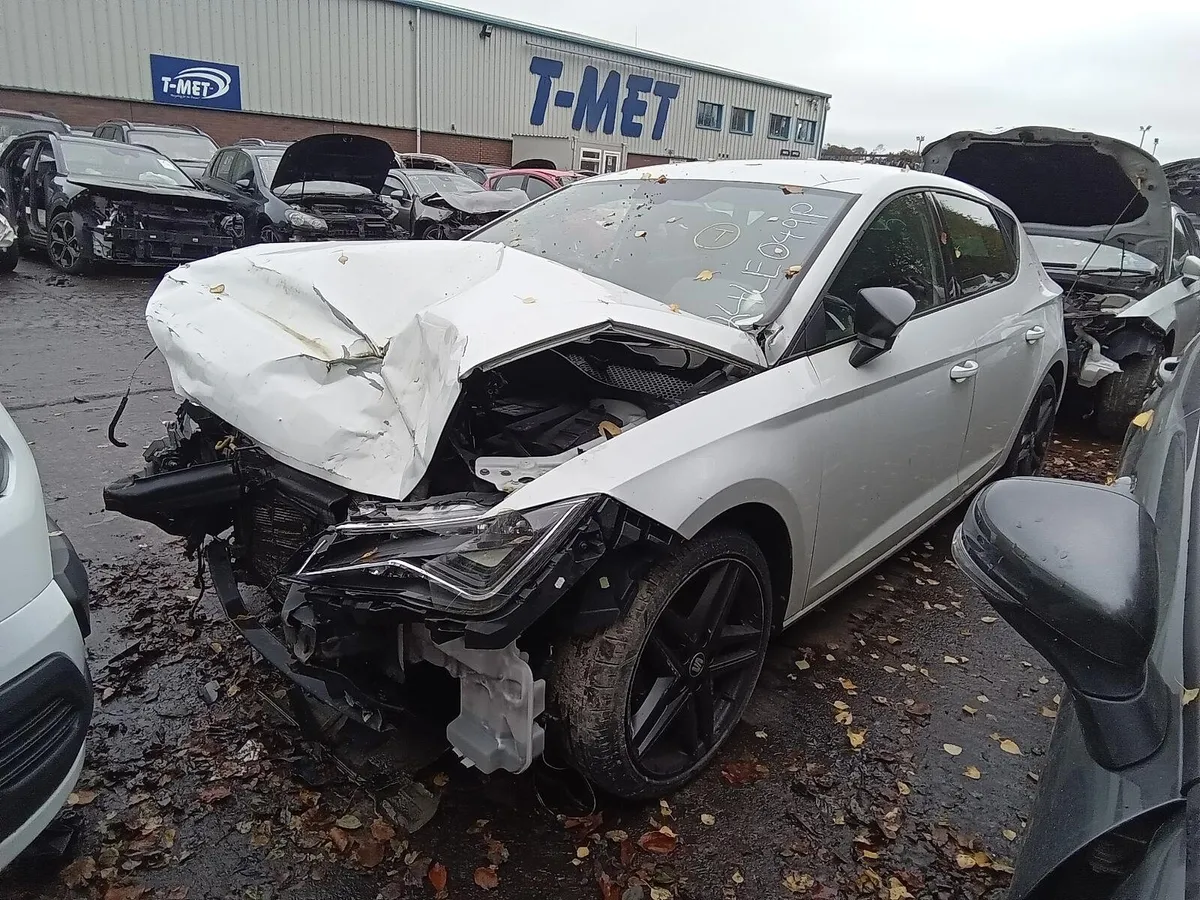 2020 SEAT LEON BREAKING FOR PARTS - Image 3