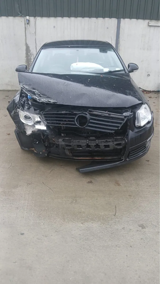 2010 VW Passat for parts - Image 4