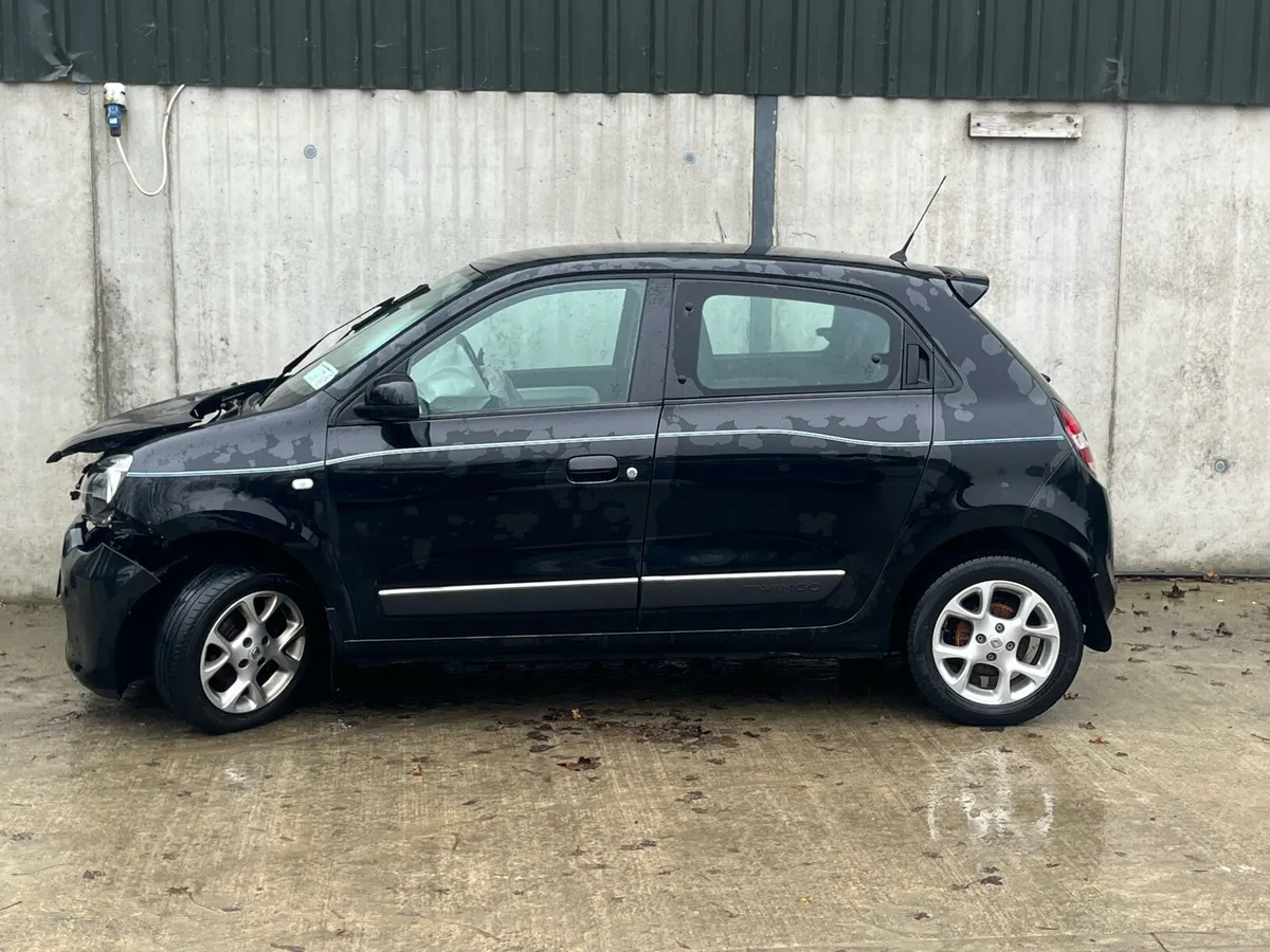 2016 Renault Twingo for parts - Image 4