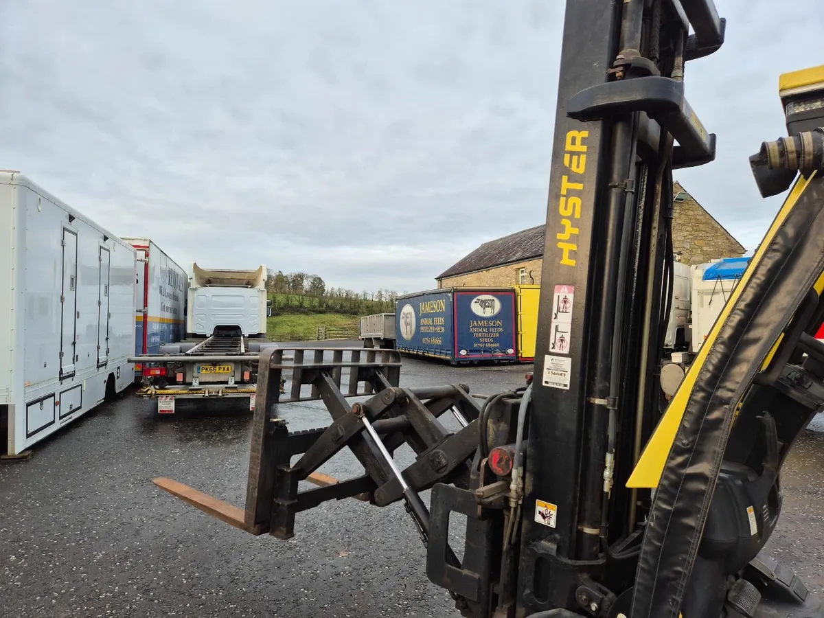 2007 Hyster 3.5 ton Gas Forklift - Image 4