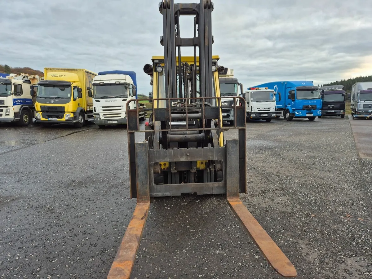2007 Hyster 3.5 ton Gas Forklift - Image 3