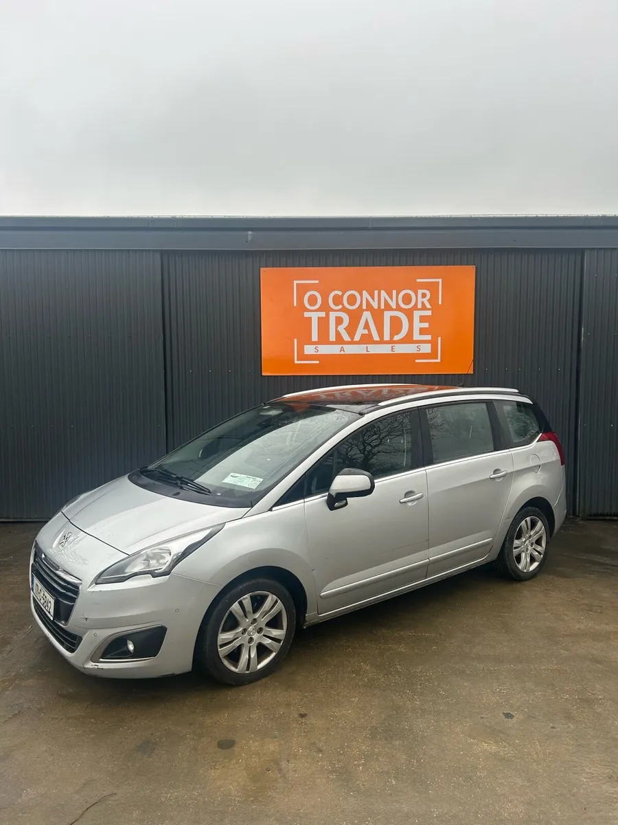 Peugeot 5008 - Image 1
