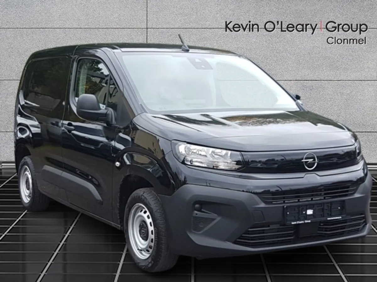 Opel Combo Combo 19 Komf L1h1-1.5 100BHP D - Image 1