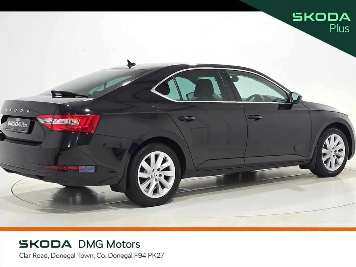 Skoda Superb .0 TDI 150BHP Ambition - Image 3